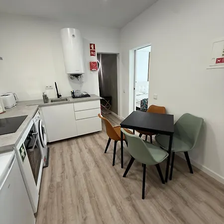 Camilas Place شقة