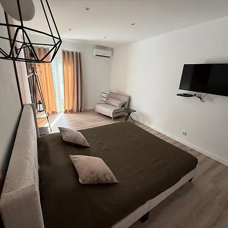 Camilas Place Appartement *